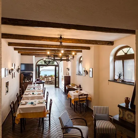 Agriturismo Antico Casale Colli Di San Pietro-3